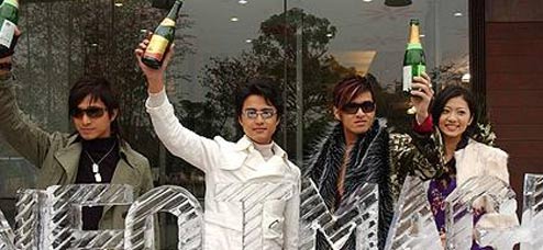 【IM电竞平台】罗乙: 克卢日大学 VS 斯拉戈夫体育赛出小球比分0:1(图3) IM电竞